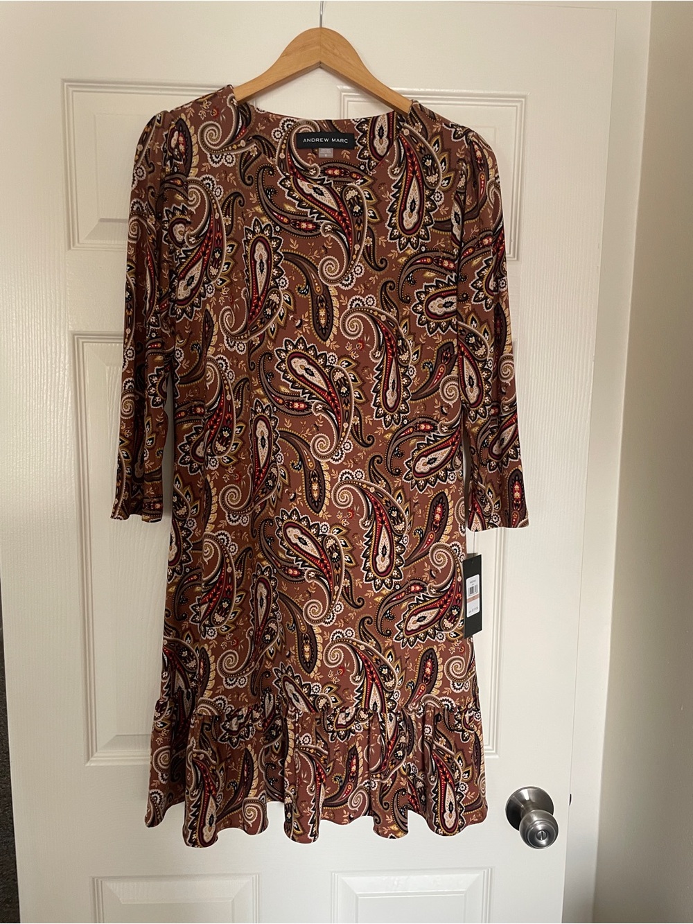 🤎 Andrew Marc Brown Paisley Ruffle-Hem Dress 🤎